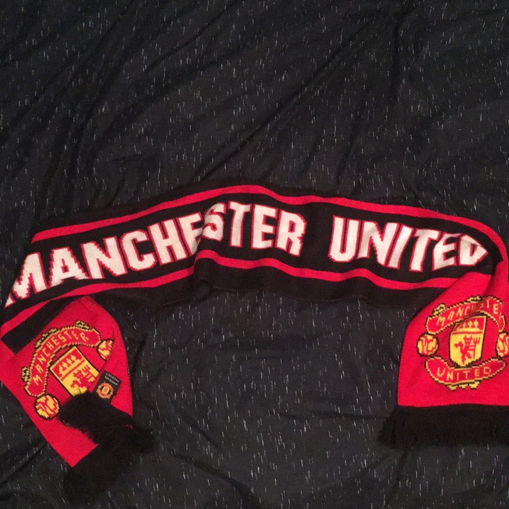 Manchester United Official Team Scarf